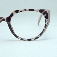 Qzee round # Textured